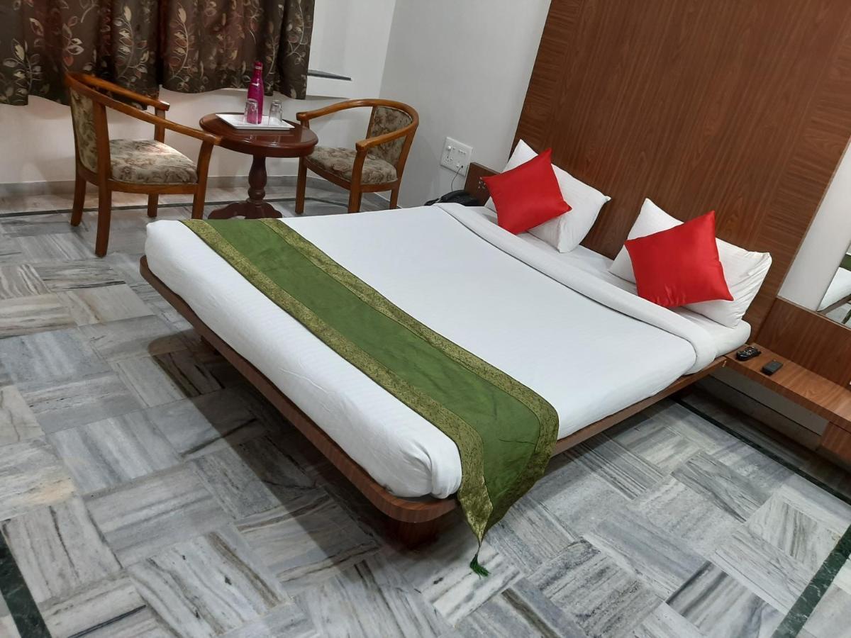 City Palace Hotel होटल सिटी पैलेस Nashik Zewnętrze zdjęcie