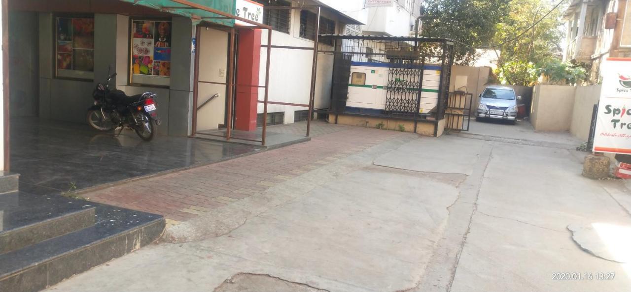 City Palace Hotel होटल सिटी पैलेस Nashik Zewnętrze zdjęcie