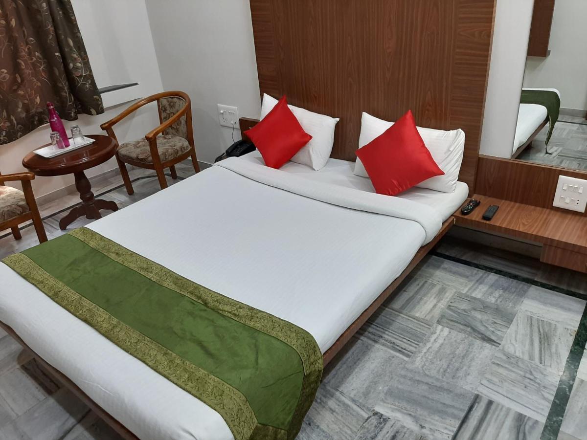 City Palace Hotel होटल सिटी पैलेस Nashik Zewnętrze zdjęcie